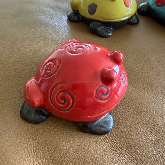 🐢CuteFamilyofTurtlesHandmadeHandPaintedCeramicVibrant Colors GlazedPapaMamaBaby - Picture 8 of 15